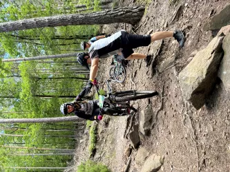 Fahrtechnikübungen MTB Frauencamp 2024