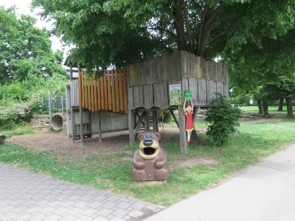 Spielplatz an der Grundschule in Ottersheim