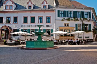 Hotel Deidesheimer Hof 1